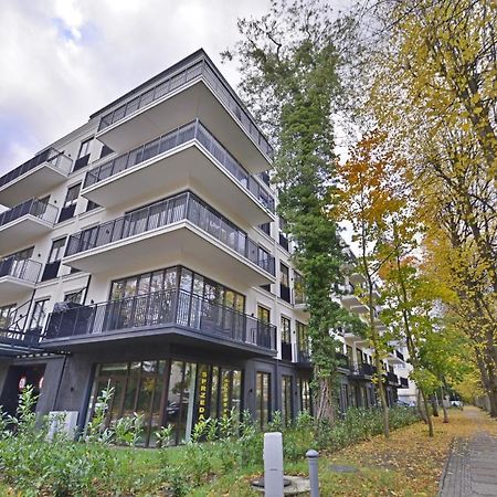 Osiedle Seaside Garden - Apartamenty Bryza Z Garazem, 100M Od Promenady Swinoujscie Kültér fotó