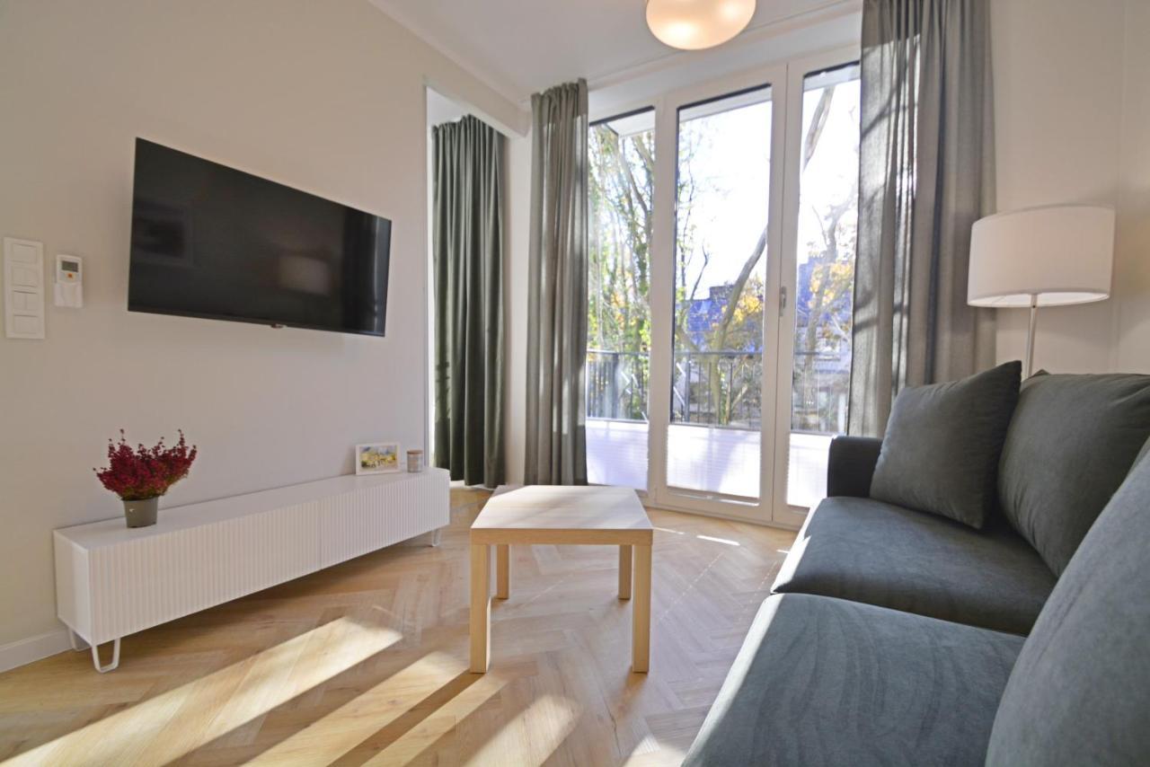 Osiedle Seaside Garden - Apartamenty Bryza Z Garazem, 100M Od Promenady Swinoujscie Kültér fotó