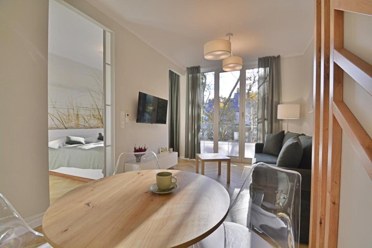 Osiedle Seaside Garden - Apartamenty Bryza Z Garazem, 100M Od Promenady Swinoujscie Kültér fotó