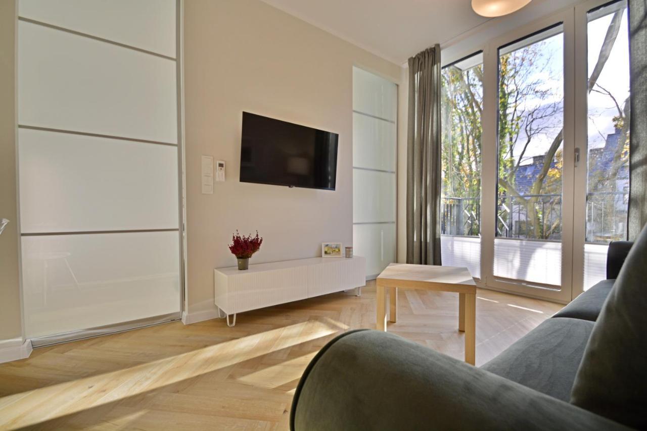 Osiedle Seaside Garden - Apartamenty Bryza Z Garazem, 100M Od Promenady Swinoujscie Kültér fotó