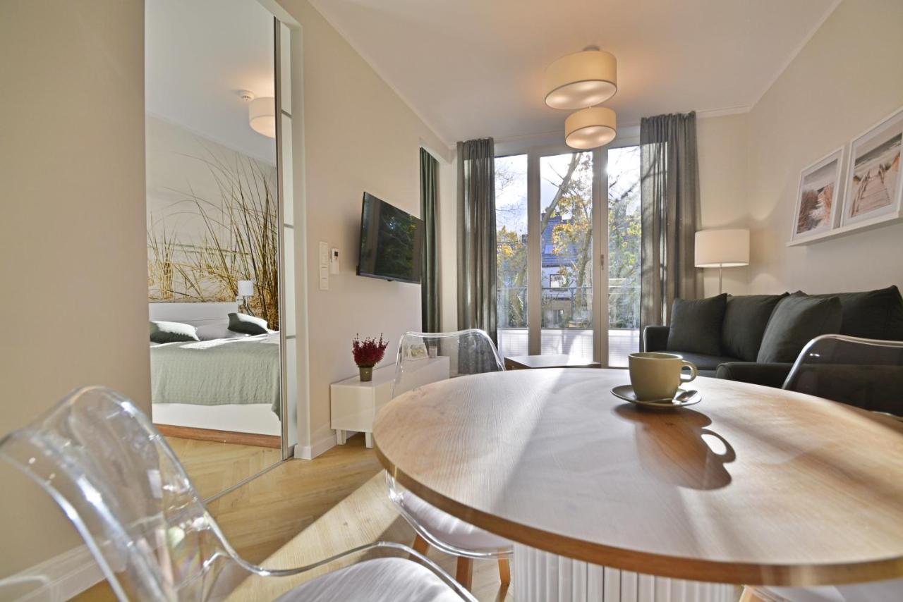 Osiedle Seaside Garden - Apartamenty Bryza Z Garazem, 100M Od Promenady Swinoujscie Kültér fotó